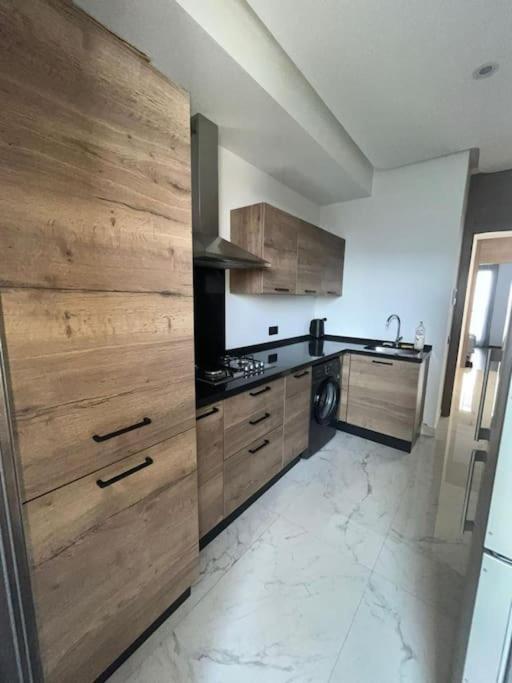 Vaste Et Lumineux, Oasis Apartment Casablanca